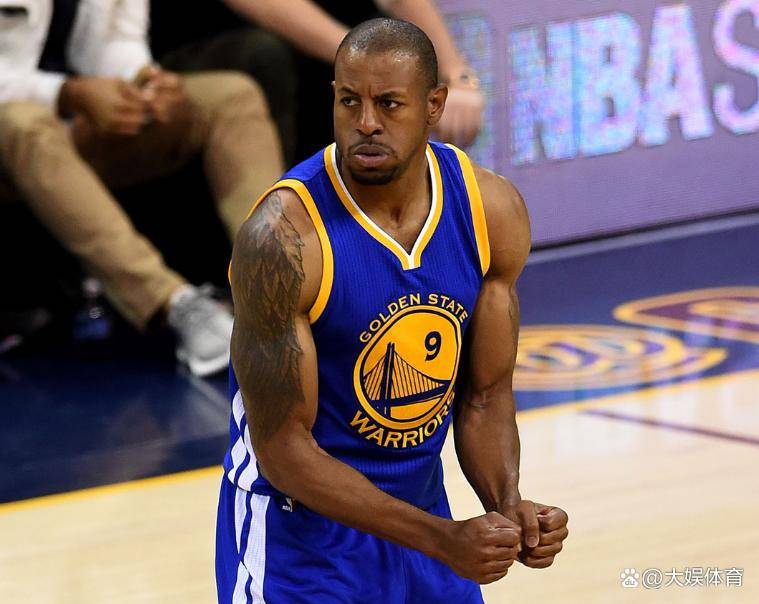 关于危难时刻，柏林赫塔临危击败对手的信息